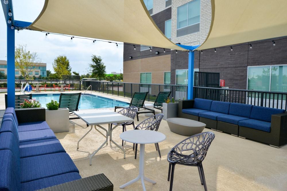 Отель Tru By Hilton Coppell Dfw Airport North Экстерьер фото